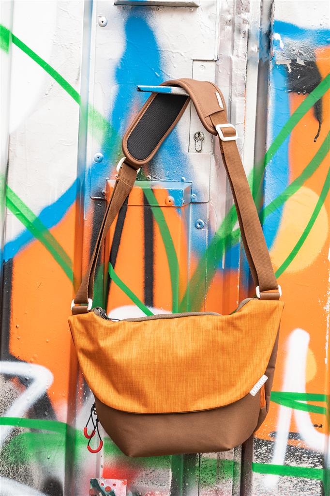 Urban Photo Bag Medium brown/orange