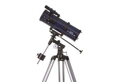 DELTA 30 - Reflector Telescope 